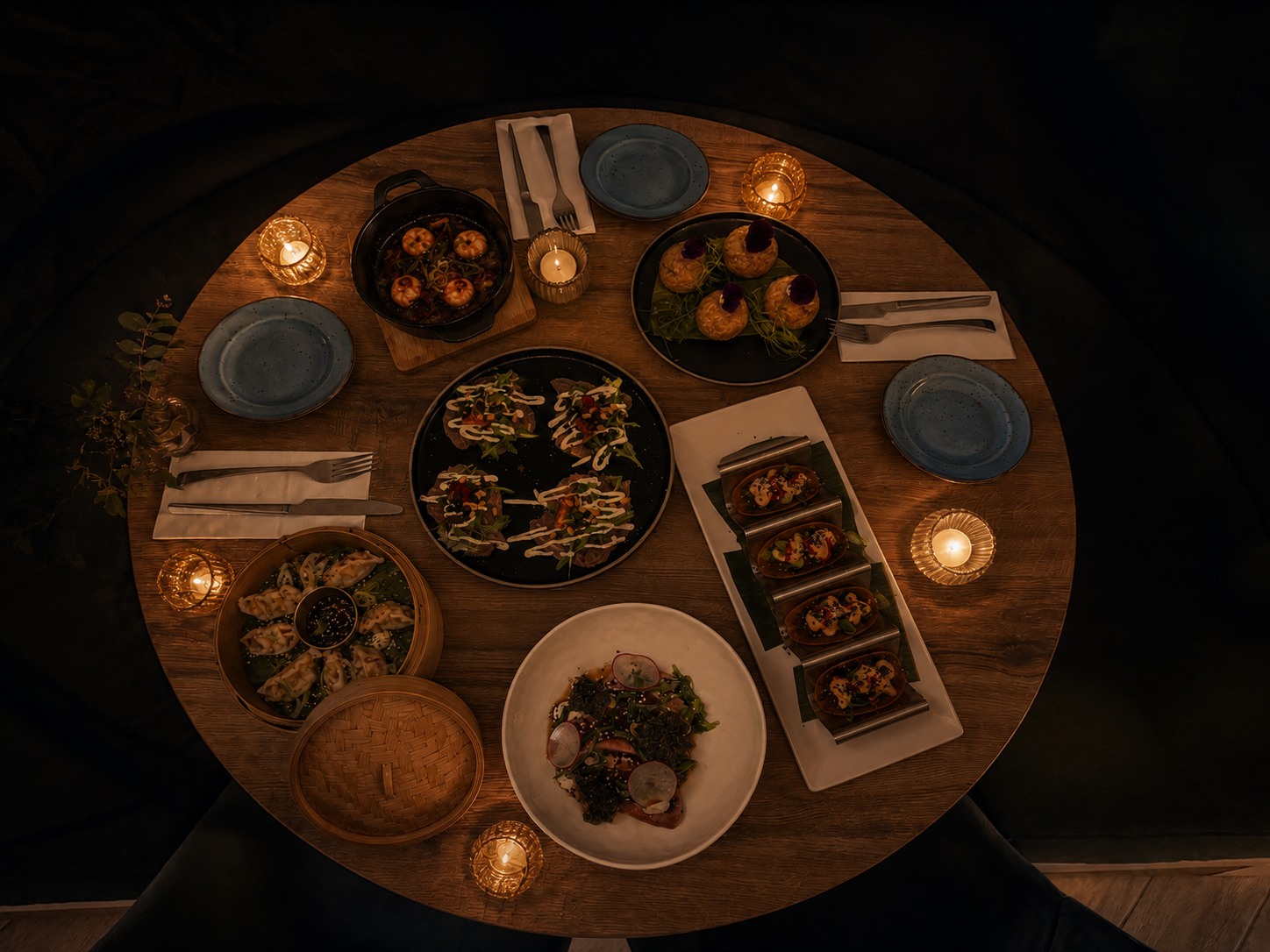 Feelz Restaurant Neon